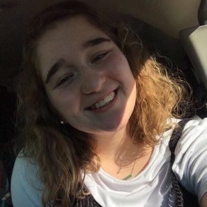 Meet your Posher, Courtney